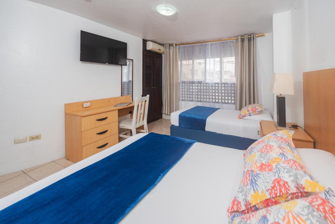 Hostal North Seymour Puerto Ayora  Ngoại thất bức ảnh