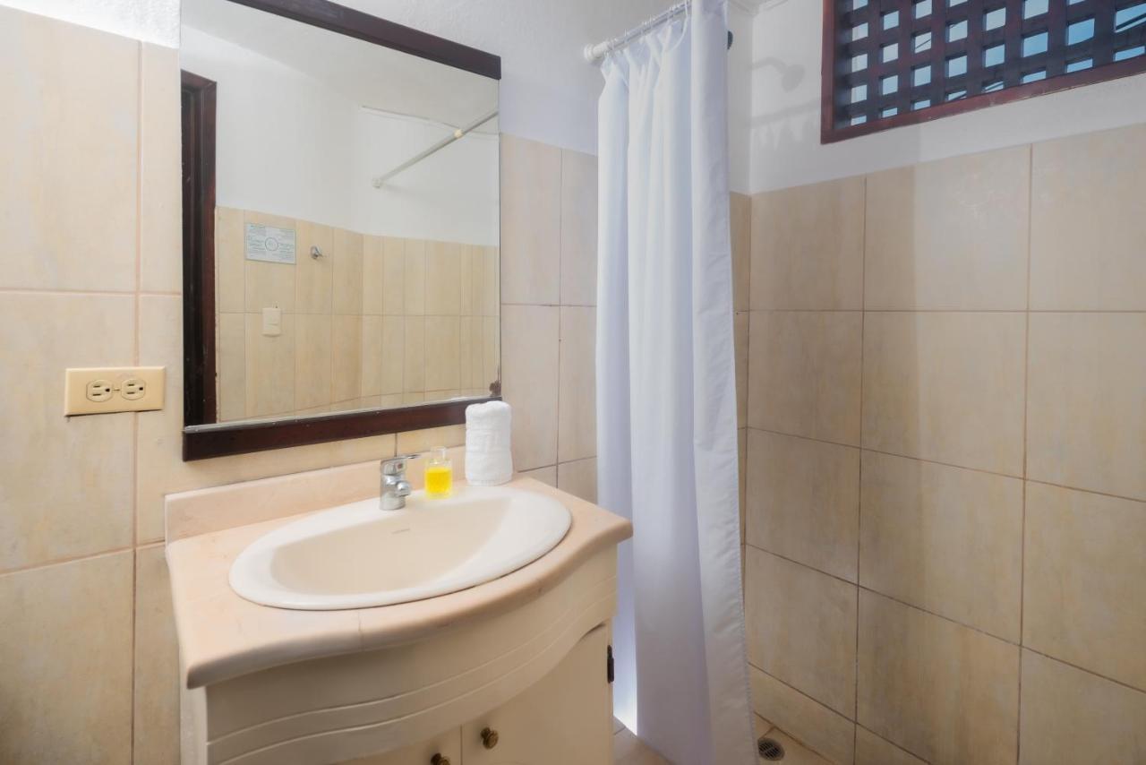 Hostal North Seymour Puerto Ayora  Ngoại thất bức ảnh