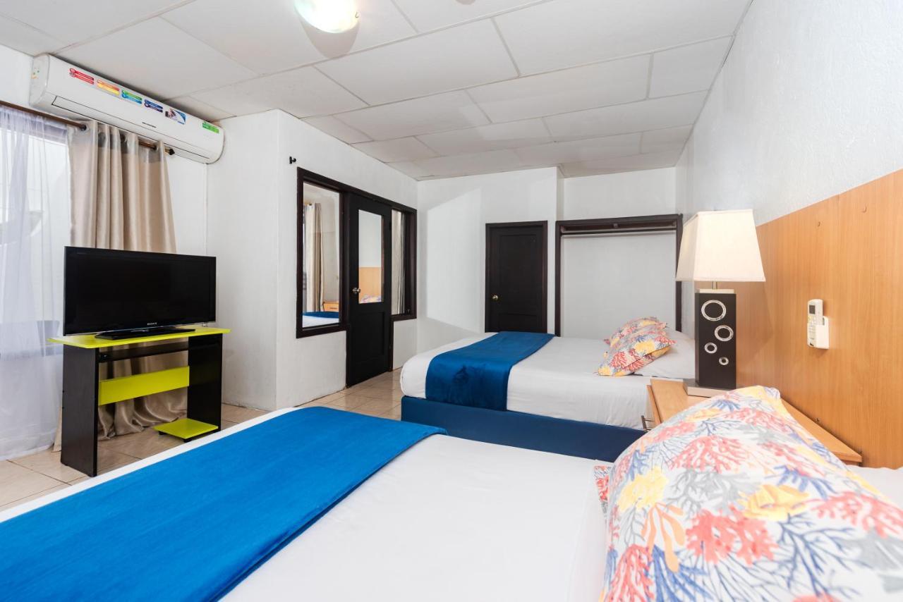 Hostal North Seymour Puerto Ayora  Ngoại thất bức ảnh