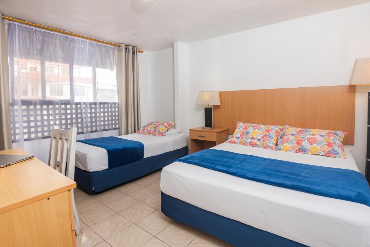 Hostal North Seymour Puerto Ayora  Ngoại thất bức ảnh